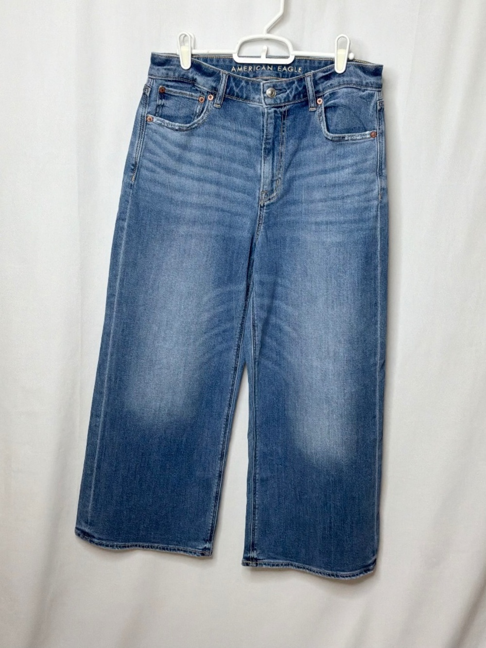 American Eagle Women’s Stretch High-Rise Baggy Wide Leg Jean Size 8 X-Short